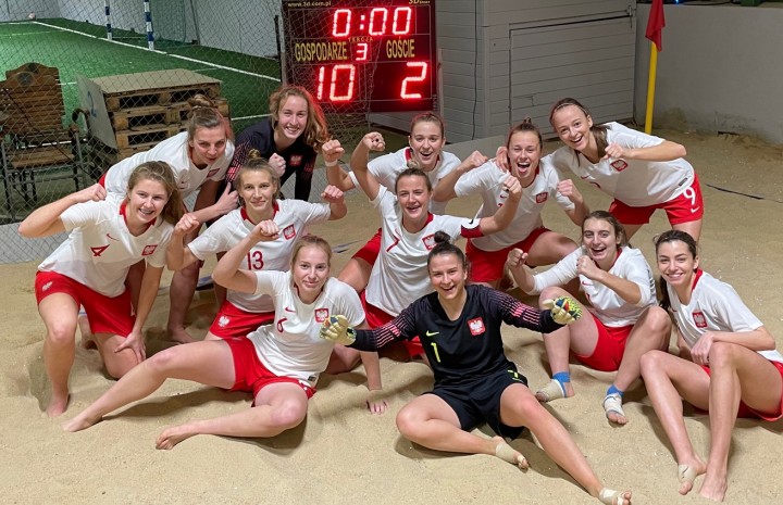 Okazały debiut nowej reprezentacji