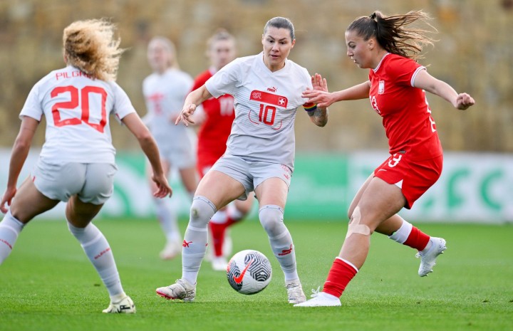 4:1 dla Szwajcarii w pierwszym meczu