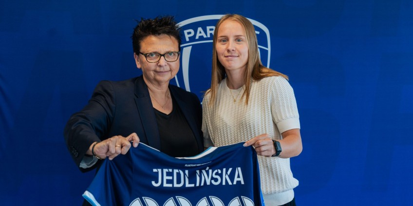 Klaudia Jedlińska w Paryżu