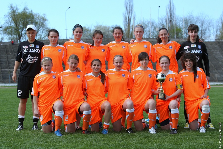 1/2 Finału MP juniorów w piłce nożnej kobiet (Bydgoszcz)
