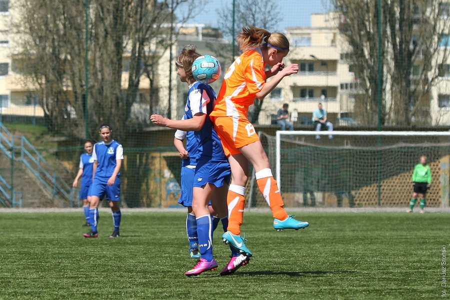 1/2 Finału MP juniorów w piłce nożnej kobiet (Bydgoszcz)