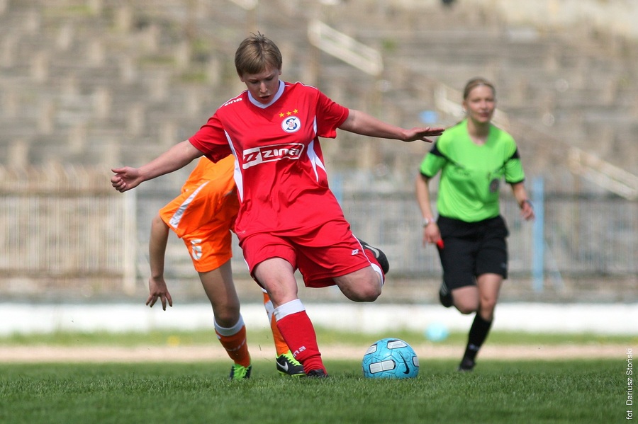 1/2 Finału MP juniorów w piłce nożnej kobiet (Bydgoszcz)