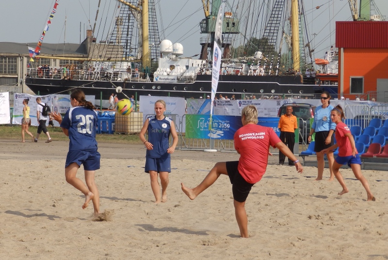Turniej Plażowej Piłki Nożnej Kobiet z okazji Finału The Tall Ships Races 2013
