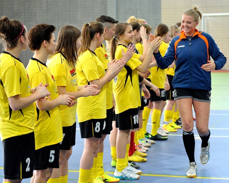 Gala piłki nożnej i ręcznej w Sianowie