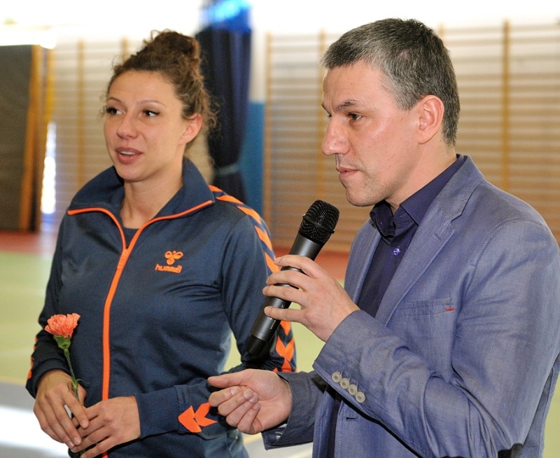 Gala piłki nożnej i ręcznej w Sianowie