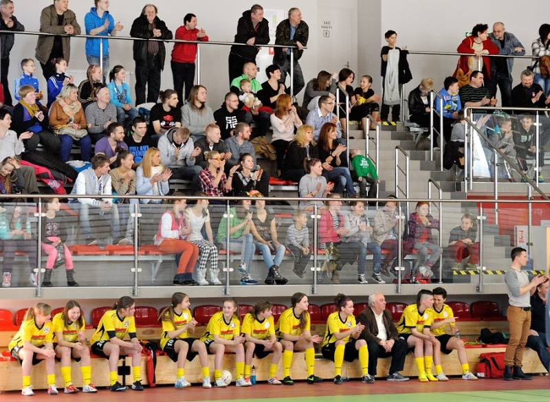 Gala piłki nożnej i ręcznej w Sianowie