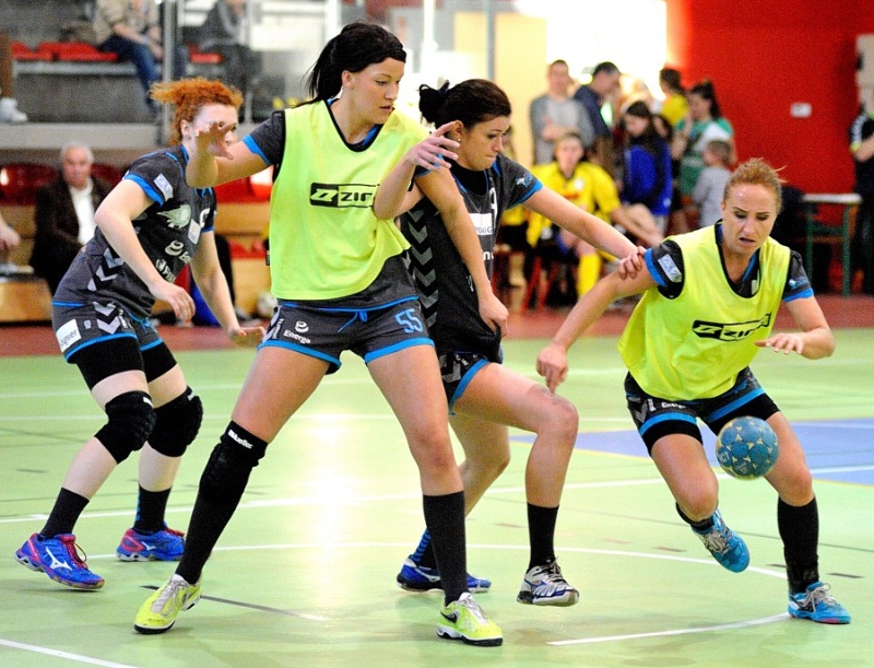 Gala piłki nożnej i ręcznej w Sianowie