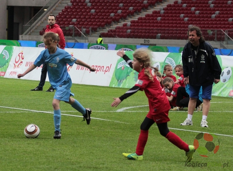Z podwórka na stadion