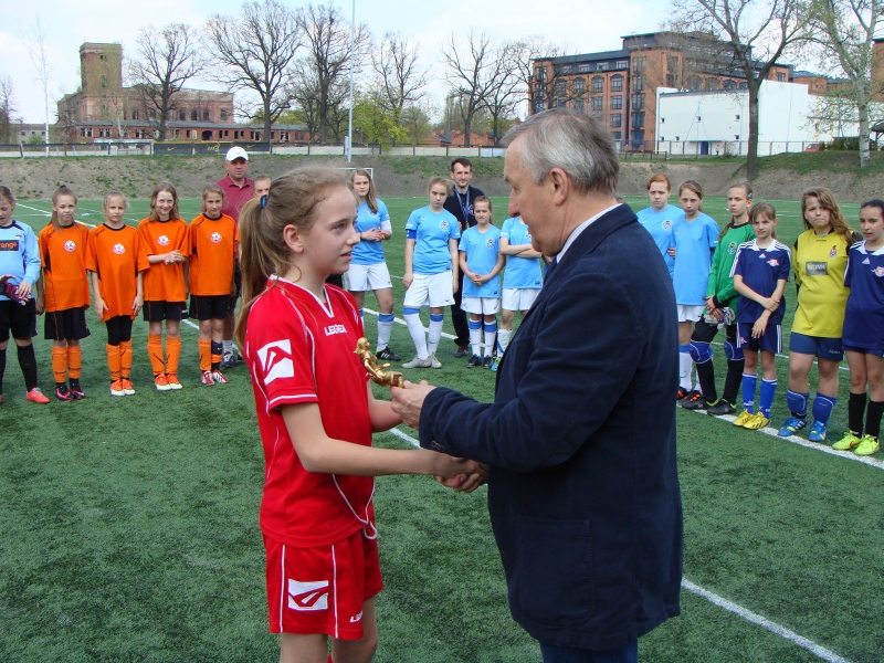 MOSIR Sieradz - młodziczki