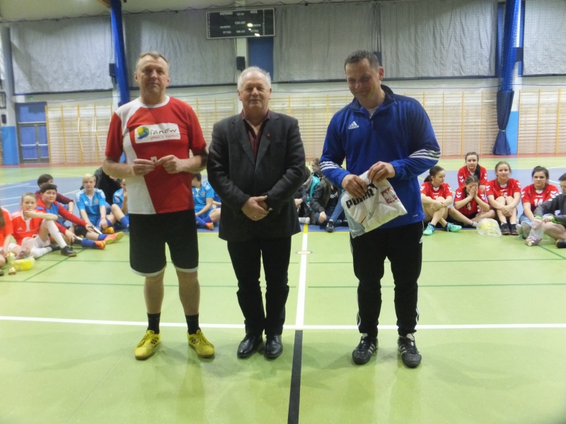 Turniej w Sianowie z okazji Dnia Kobiet