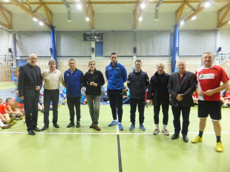 Turniej w Sianowie z okazji Dnia Kobiet