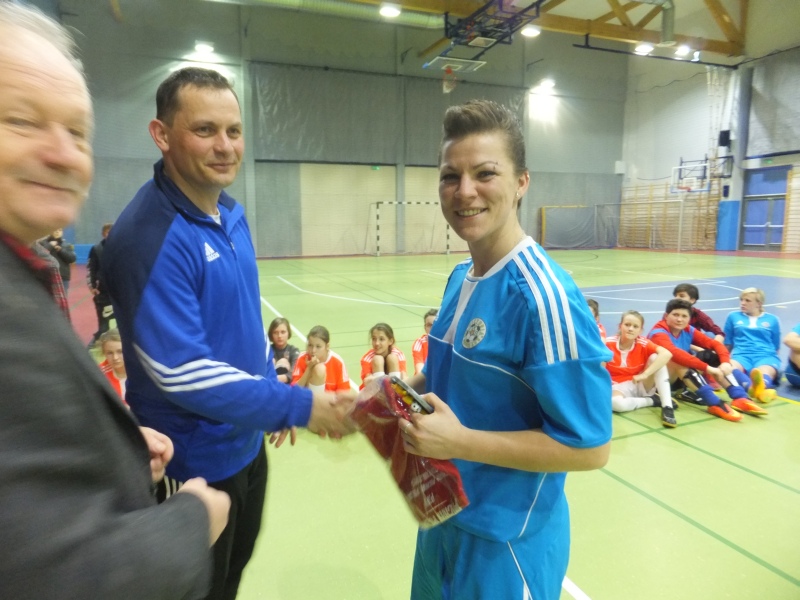 Turniej w Sianowie z okazji Dnia Kobiet