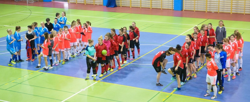 Turniej w Sianowie z okazji Dnia Kobiet