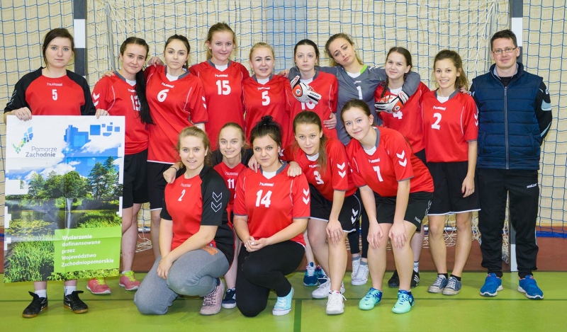 Turniej w Sianowie z okazji Dnia Kobiet