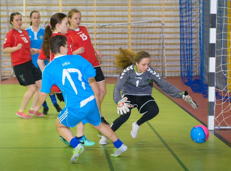 Turniej w Sianowie z okazji Dnia Kobiet