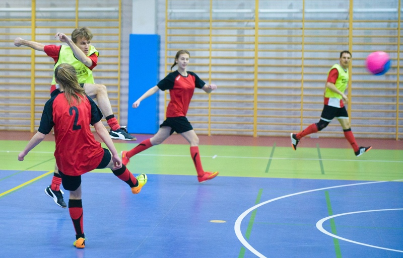 Turniej w Sianowie z okazji Dnia Kobiet