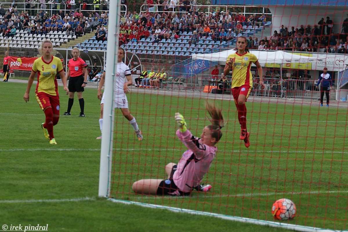 Medyk Konin - ŽFK Breznica Pljevlja 